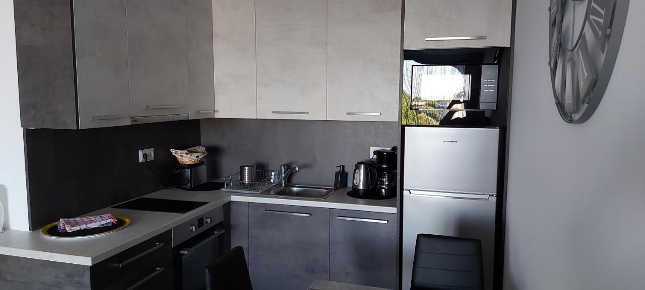 Life Apartmanok Siofok Bagian luar foto