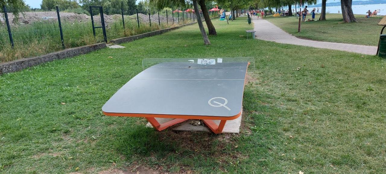 Life Apartmanok Siofok Bagian luar foto