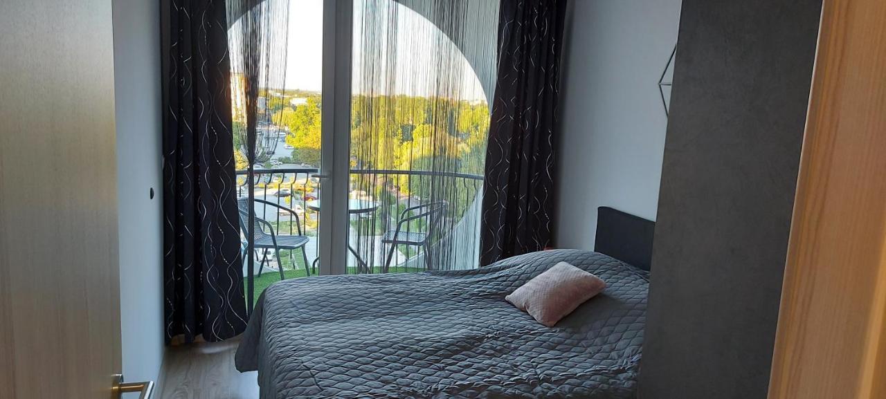 Life Apartmanok Siofok Bagian luar foto