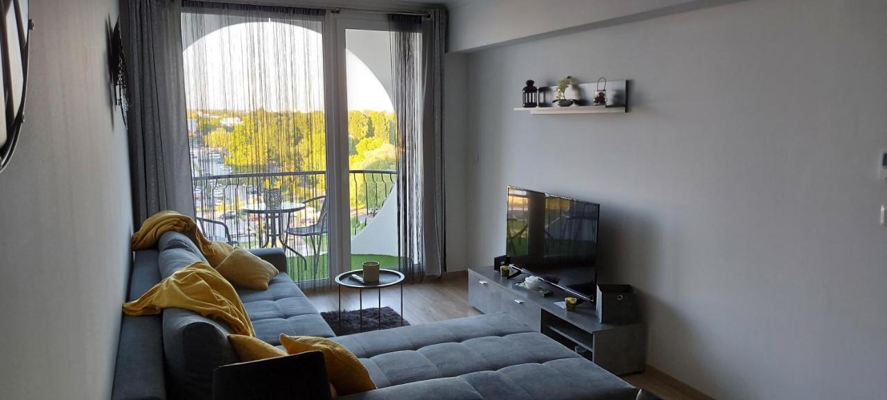 Life Apartmanok Siofok Bagian luar foto