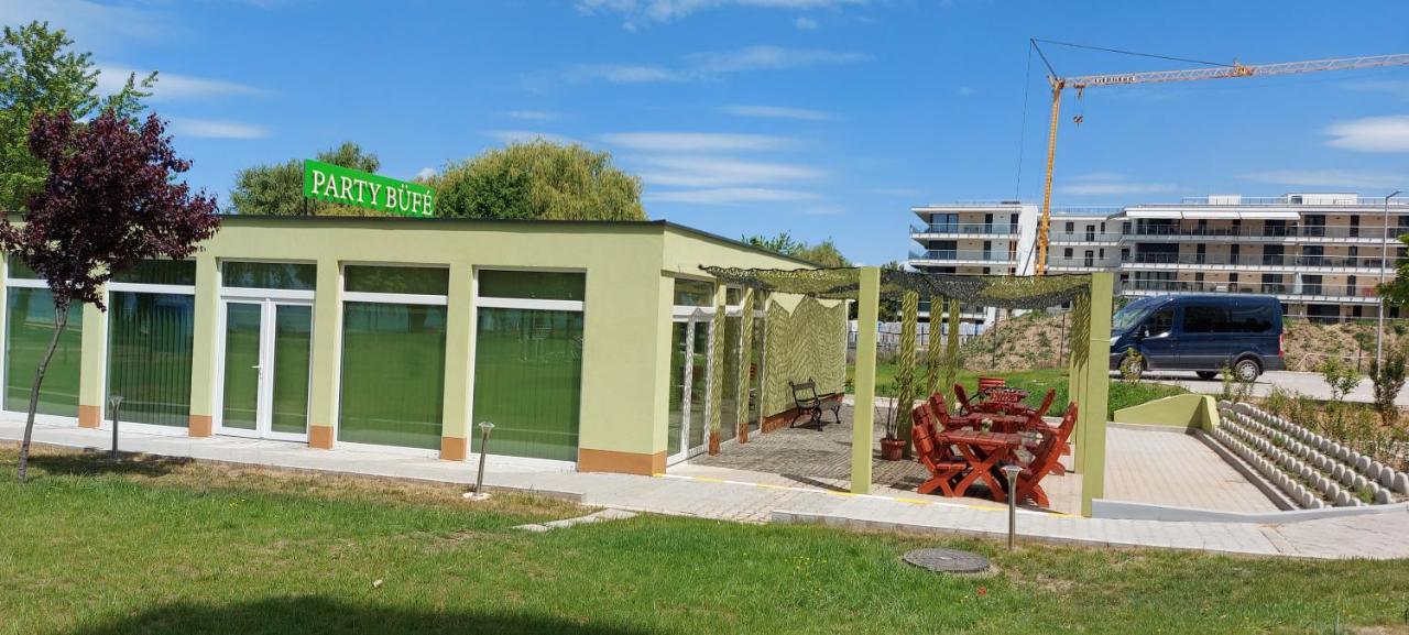 Life Apartmanok Siofok Bagian luar foto